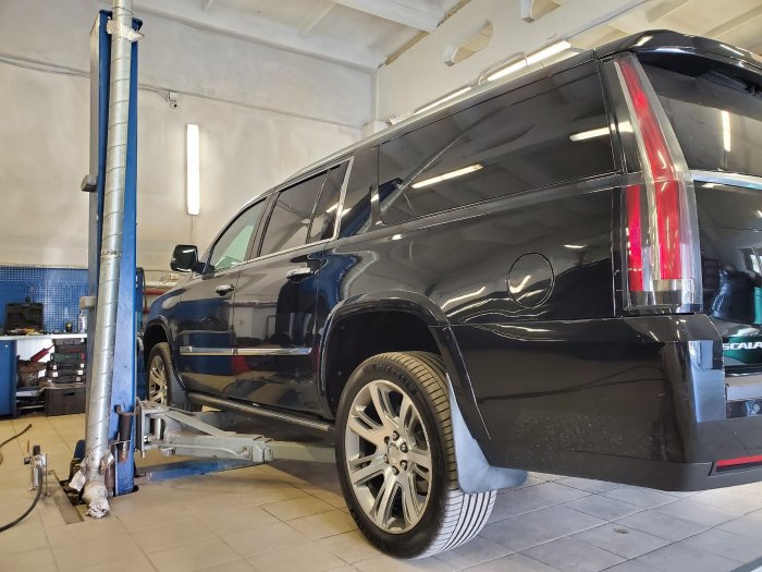 Ремонт ПневмоПодвески Кадиллак Эскалейд