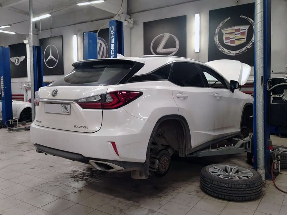 Ремонт амортизаторов на Lexus RX 200t: быстро и профессионально