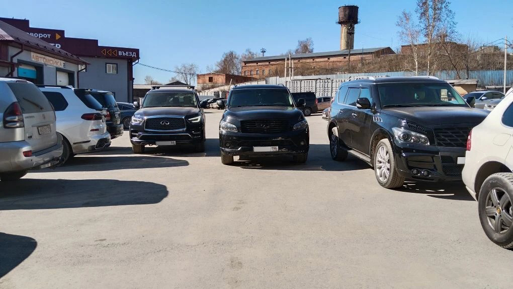 Комплексный ремонт внедорожников Infiniti в автотехцентре «Аирматик Сервис»: когда пневмоподвеска требует внимания