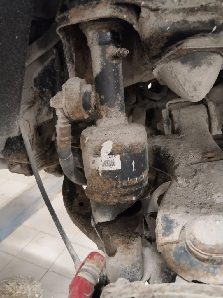 Комплексный ремонт внедорожников Infiniti в автотехцентре «Аирматик Сервис»: когда пневмоподвеска требует внимания