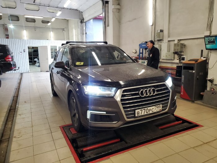 Диагностика и ремонт пневмоподвески AUDI Q7