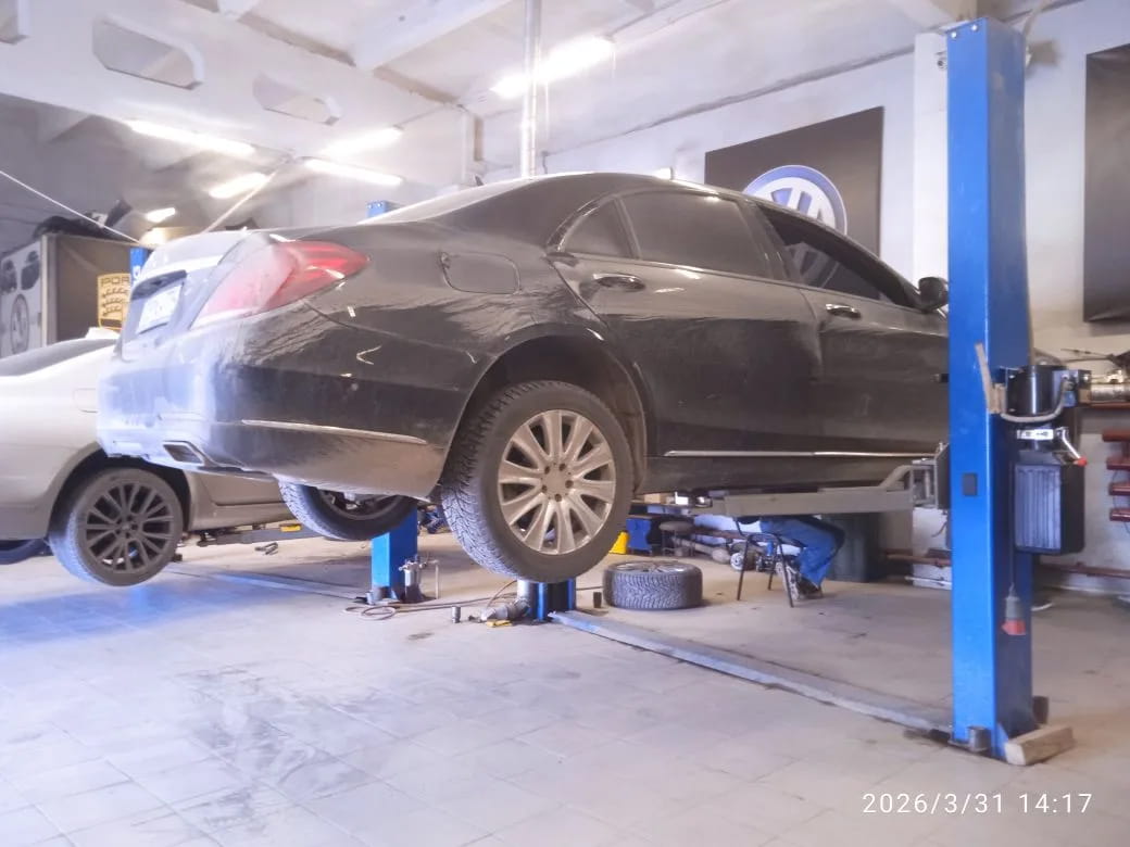 Замена компрессора пневмоподвески на Mercedes‑Benz S‑class W222