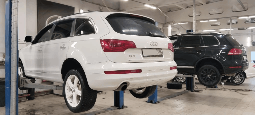 Обслуживаем пневмоподвеску Audi Q7 первого поколения