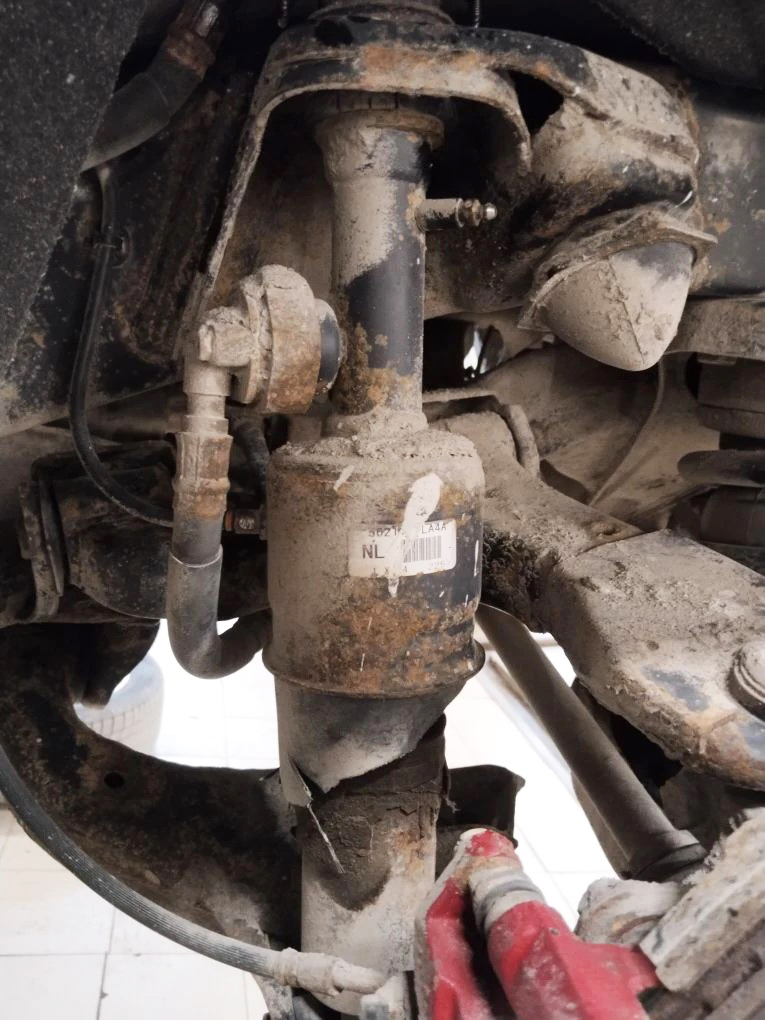 Комплексный ремонт внедорожников Infiniti в автотехцентре «Аирматик Сервис»: когда пневмоподвеска требует внимания