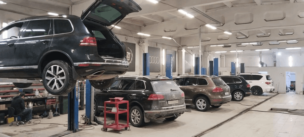 Сегодня в нашем автосервисе — День ремонта Volkswagen Touareg!
