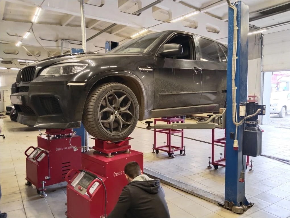 Диагностика ходовой части обоих осей BMW X5 кузов E70