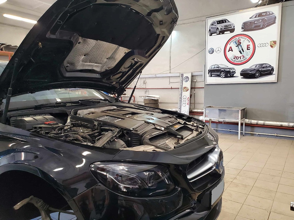 Ремонт и замена переднего правого пневмобаллона Mercedes E63s