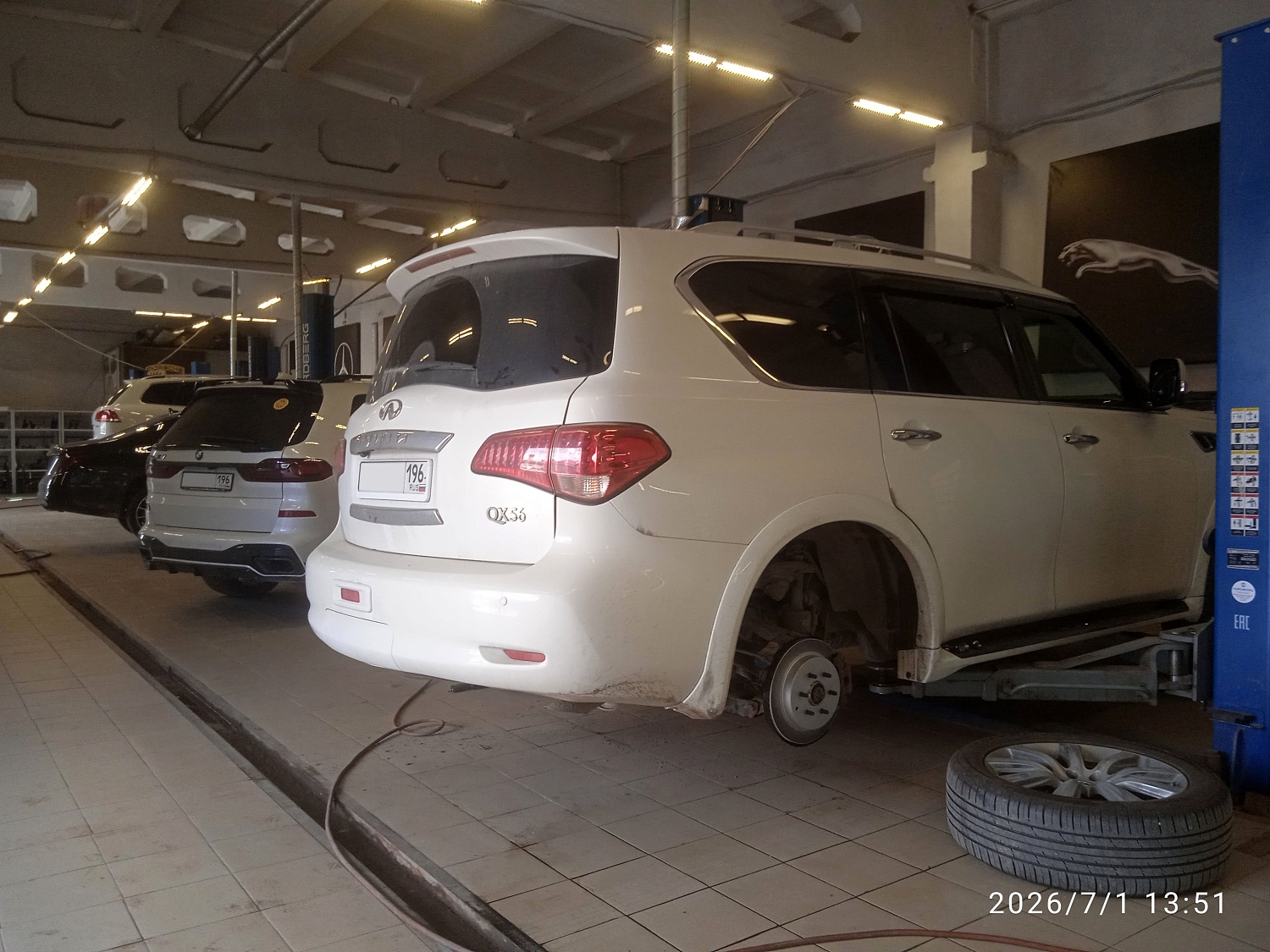 Ремонт амортизаторов Infiniti QX56