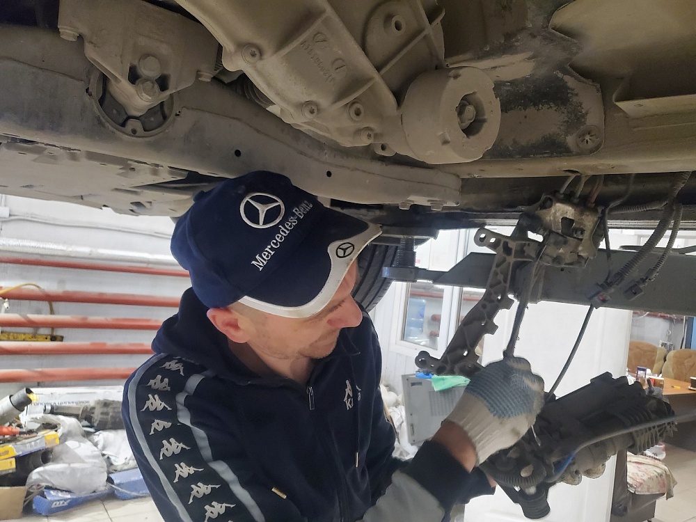 Ремонт и замена компрессора пневмоподвески