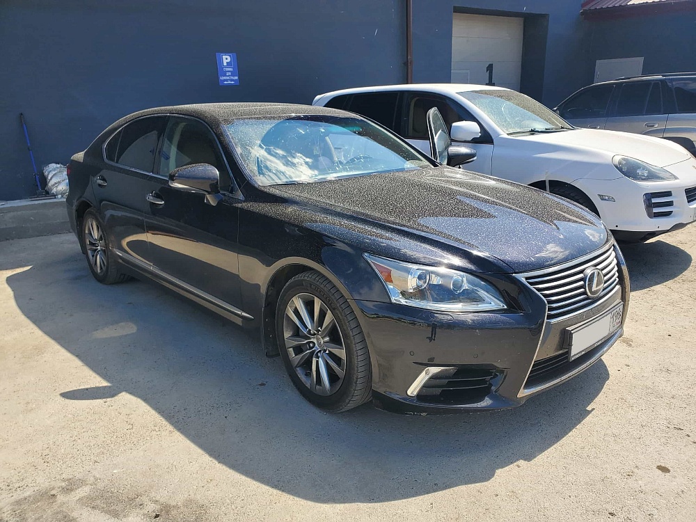 Ремонт и замена переднего правого пневмобаллона Lexus