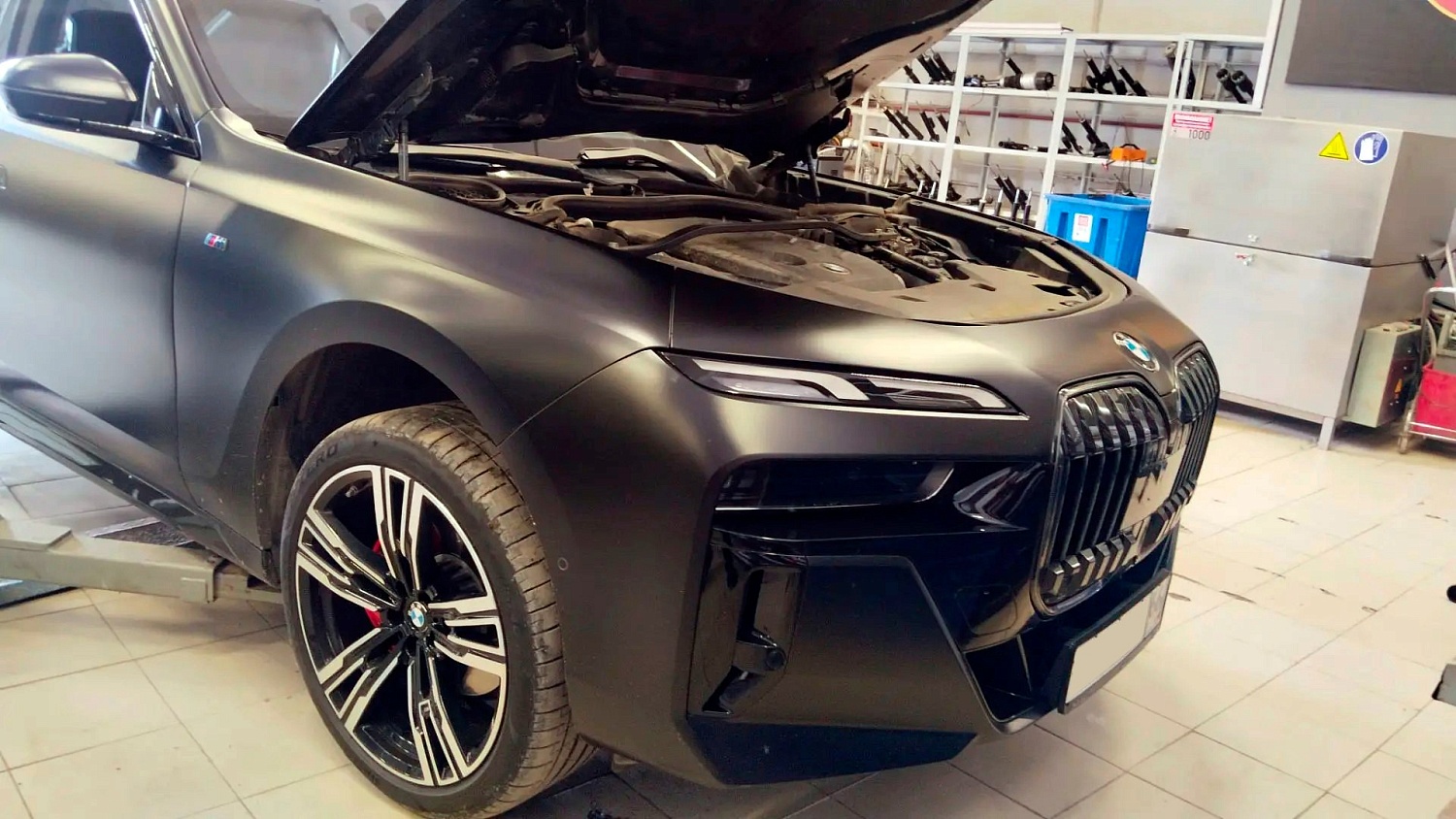 Обслуживание пневмоподвески: бережём комфорт нового BMW i7