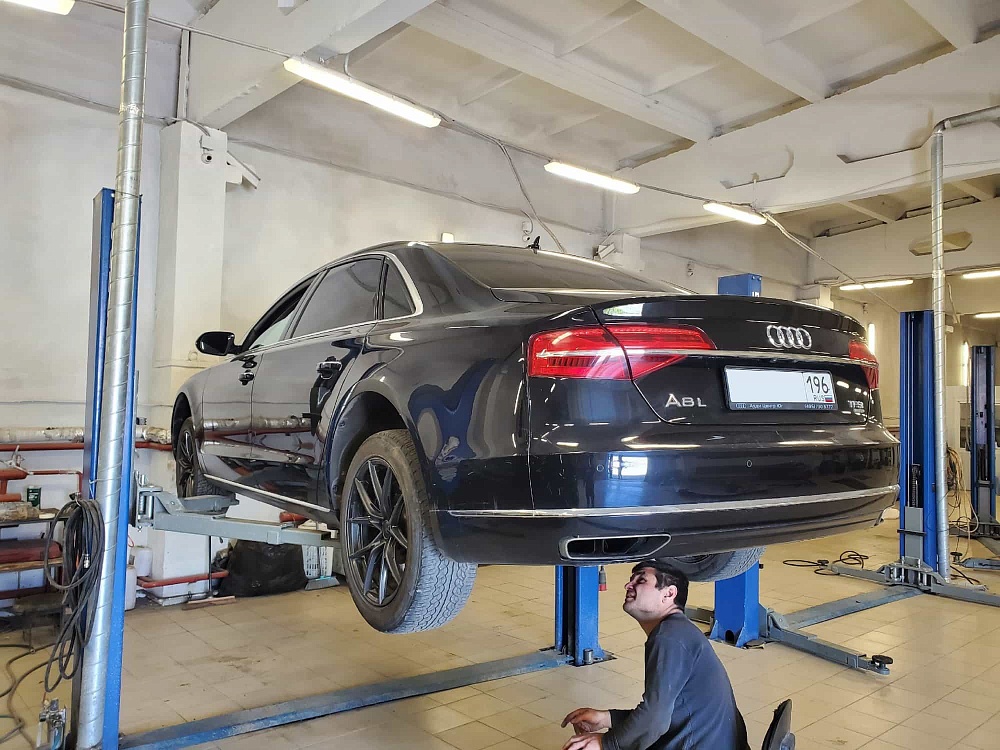 Замена блока клапанов пневмоподвески AUDI A8L