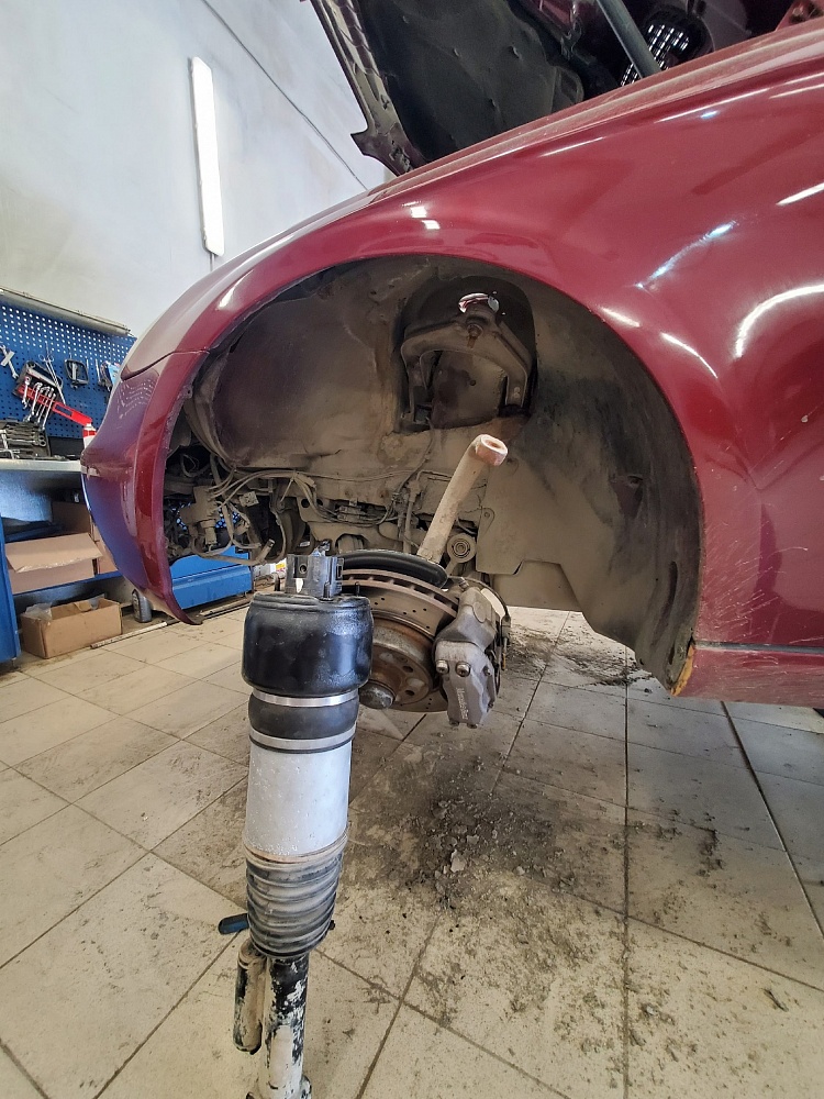 Ремонт и замена Пневмобаллона Мерседес CLS500