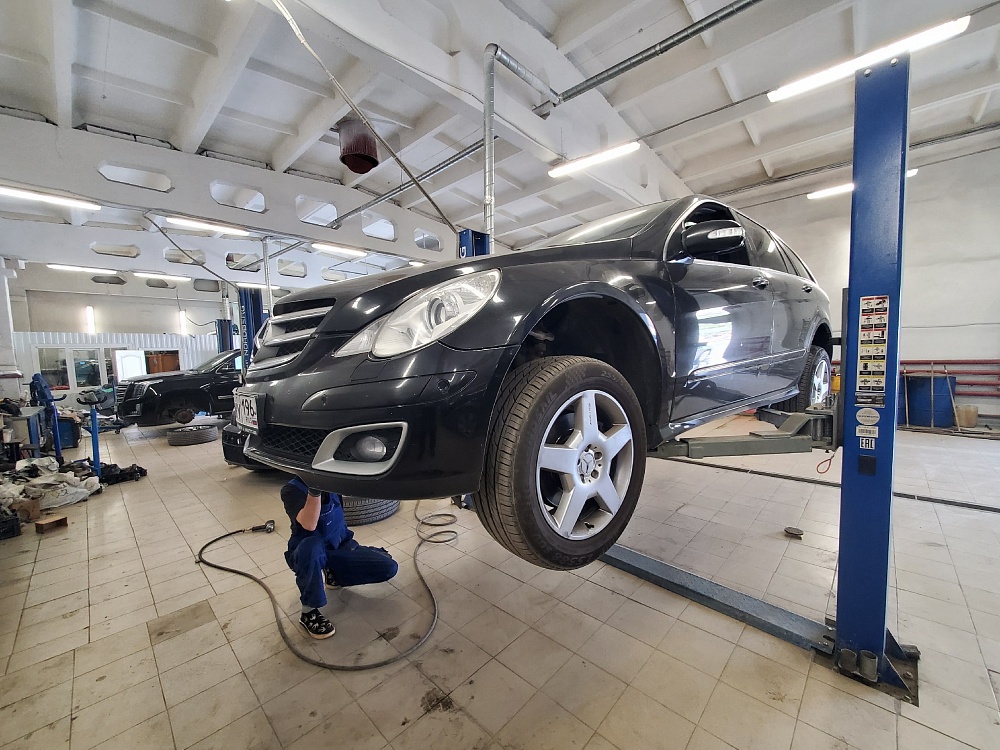 Ремонт и замена компрессора пневматической подвески