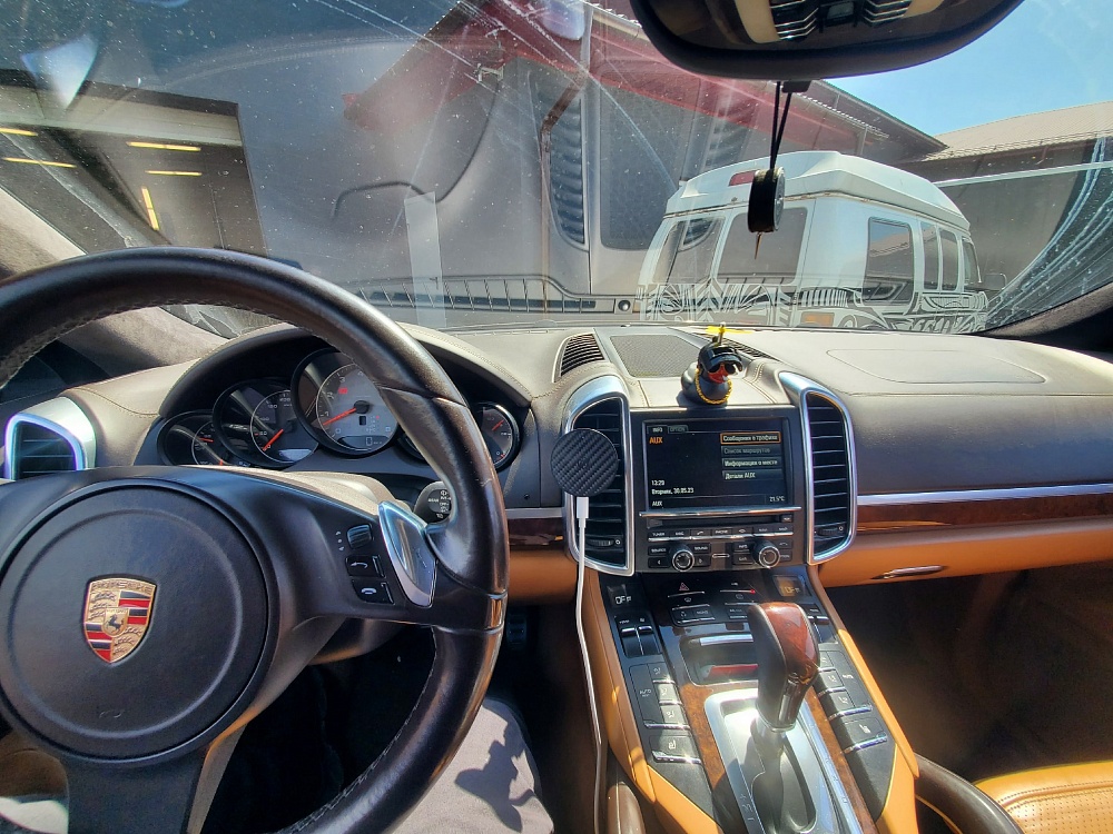 Замена задних пневмобаллонов у Porsche