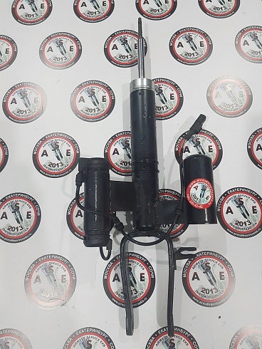 Амортизатор передний Mersedes w219 правый/левый (полный привод)