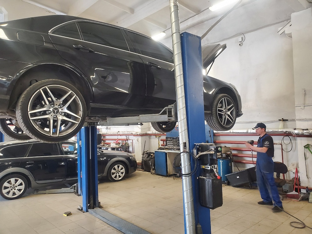 Замена прокладки теплообменника Mercedes-Benz 