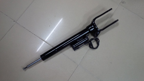 Амортизатор GL (X164) передний левый / правый (с ADS)